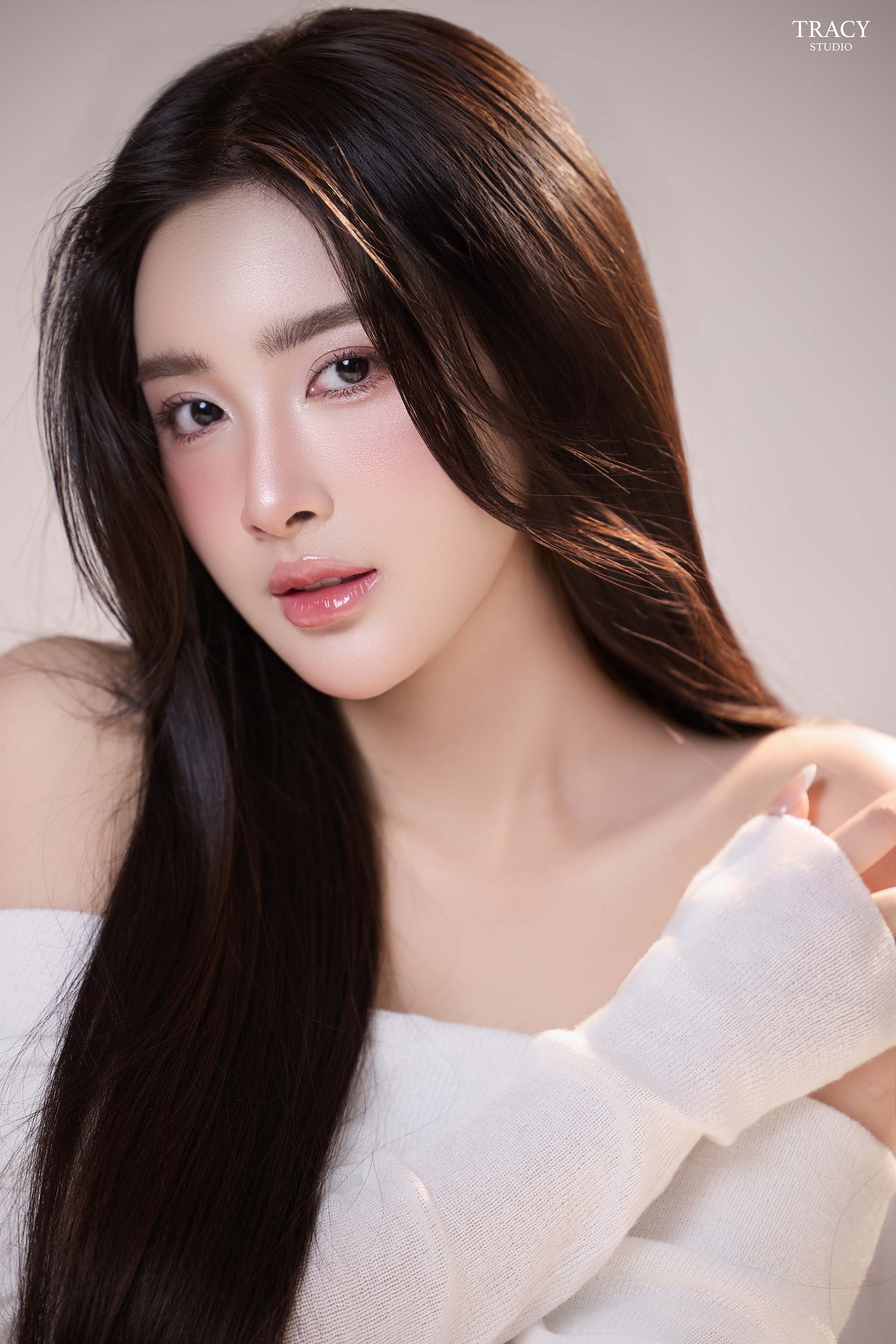 frontend/img/gallery/anh-beauty/tracy-studio-chup-beauty-hoaian (5).jpg